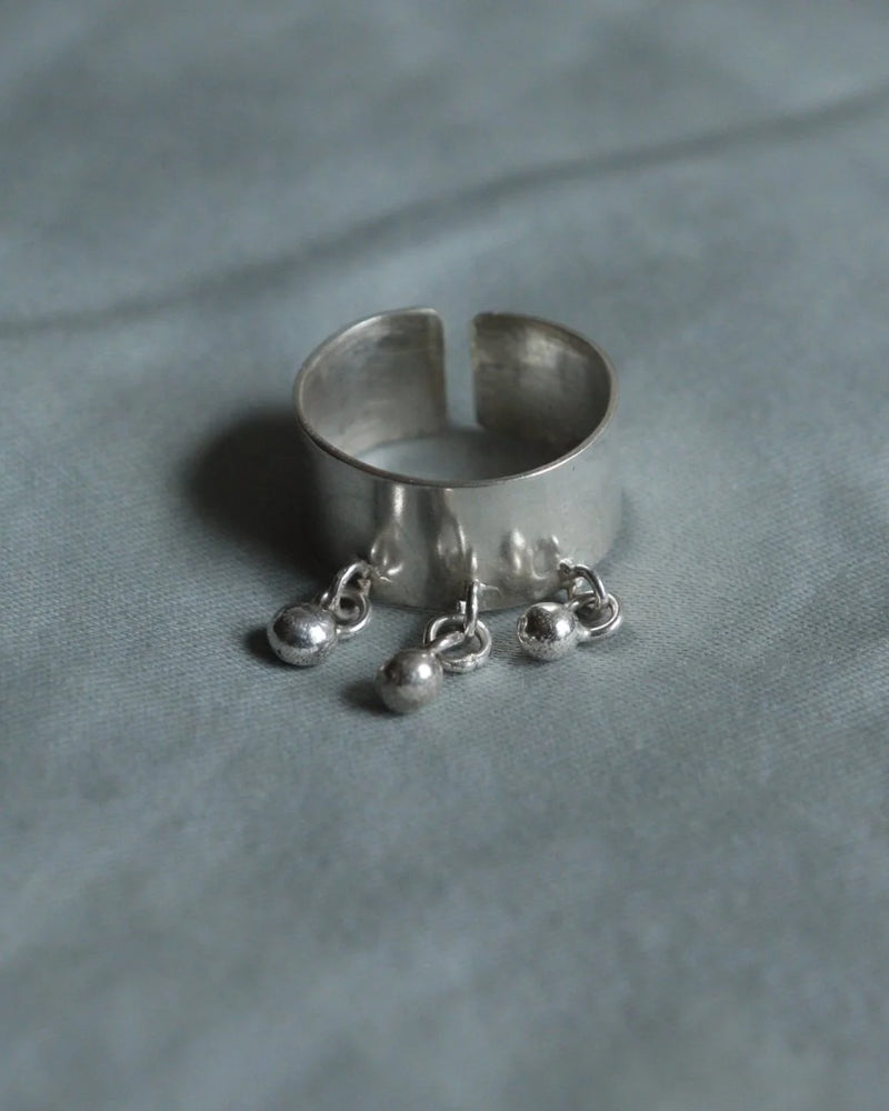 Three Sisters Ring